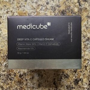 Medicube Deep Vita C Capsule Cream
